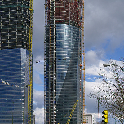 Torre Espacio by Cesar Serrano