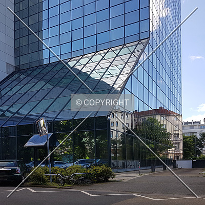 Hochhaus am Park by Nephilim
