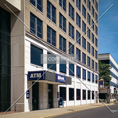 US Bank Building by Ryan Hildebrand