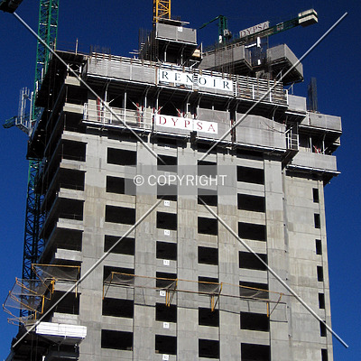 Torre Renoir 2 by Maximiliano Buono