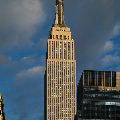 Empire State Building by Cesar Serrano