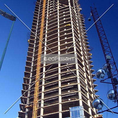 Torre Repsol YPF by Maximiliano Buono