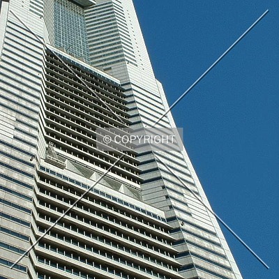 Yokohama Landmark Tower by Andrew Stewart