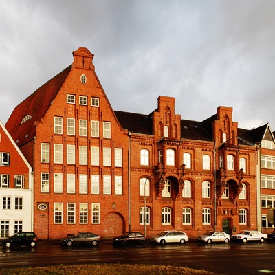 An der Untertrave 54-57 by Huopa