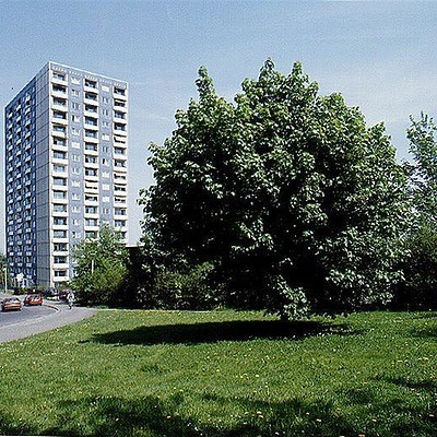Michelangelostraße 1 by Google