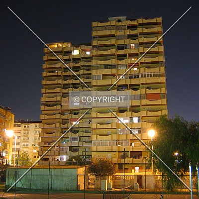 Edificio Diana by Victor Carcedo