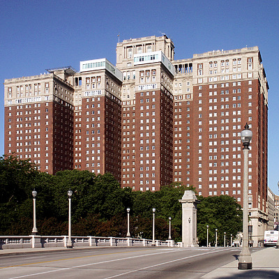 Chicago Hilton & Towers by Daniel Kieckhefer
