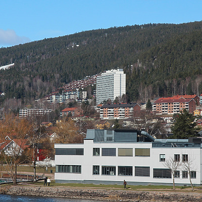 Høyblokken Solås by Kjetil Balog