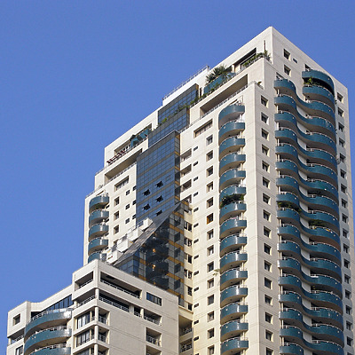 Las Colinas by Horst Kiechle