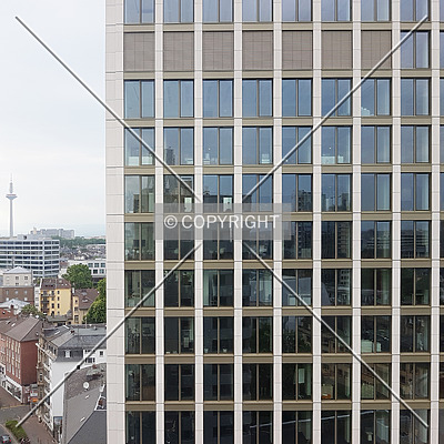 Turm Center by Nephilim