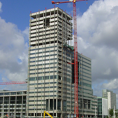 Ito-Toren by Michiel van Dijk