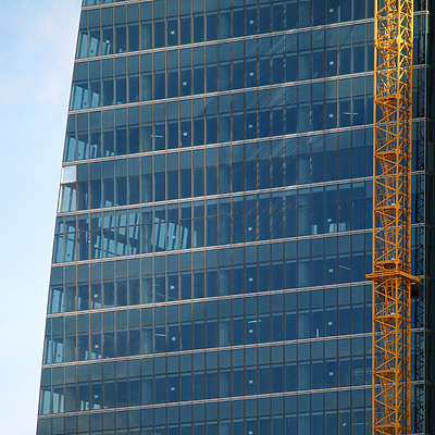 Torre Espacio by Cesar Serrano