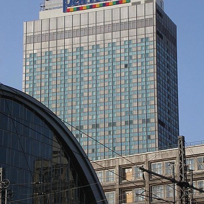 Park Inn Berlin Alexanderplatz by Cesar Serrano