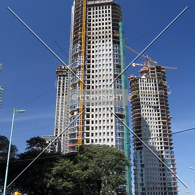 Mulieris torre Norte by Maximiliano Buono