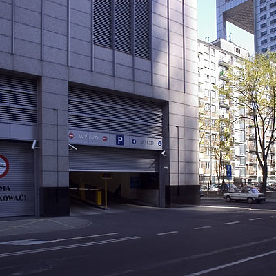 Warsaw Financial Center by Pavel Toczynski