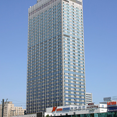 Park Inn Berlin Alexanderplatz by Michiel van Dijk