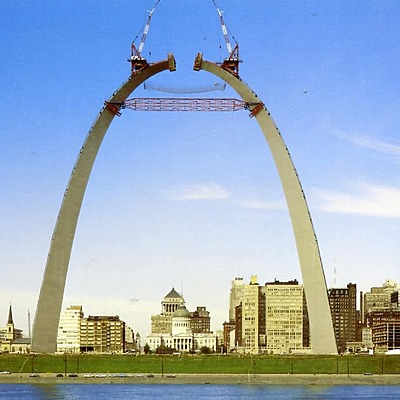 Gateway Arch by Unknown