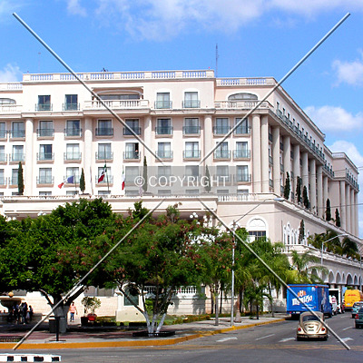 Fiesta Americana Mérida by Luis Ibáñez