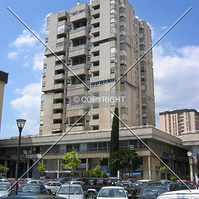Edificio Jabega 2 by Victor Carcedo
