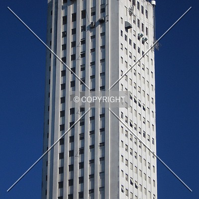 Edificio Alas by Maximiliano Buono