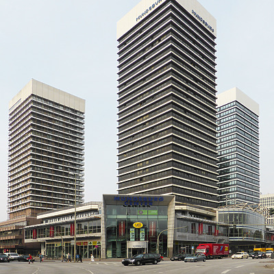 Mundsburg Turm I by Der Hamburger