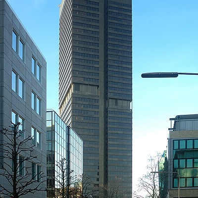 Hochhaus Platz der Republik by David Guija