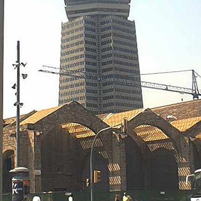 Edificio Colón by David Guija