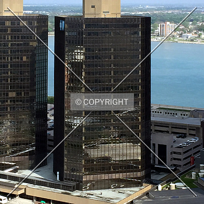 Renaissance Center 500 Tower by Nate Lindsey