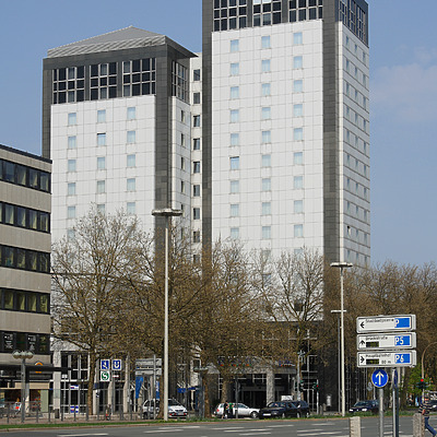 Park Inn Bochum by Michiel van Dijk