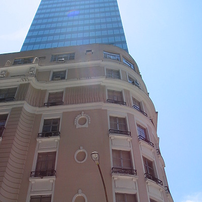 Torre Almirante by Virgilio Grimaldi