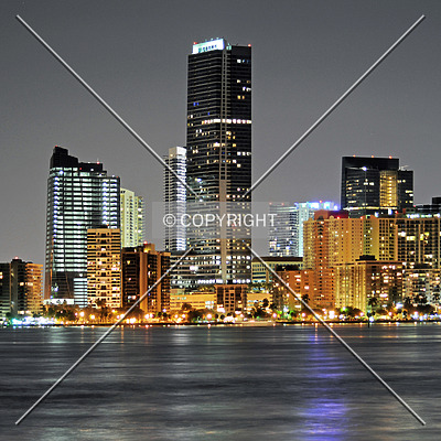 Four Seasons Hotel & Tower by Jorge Molina