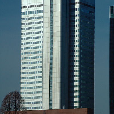 Dresdner-Bank-Hochhaus by David Guija
