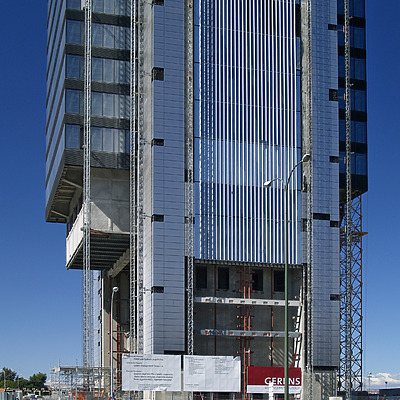 Torre Caja Madrid by Cesar Serrano