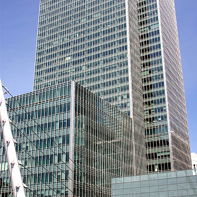 25 Bank Street by Tristram Compton