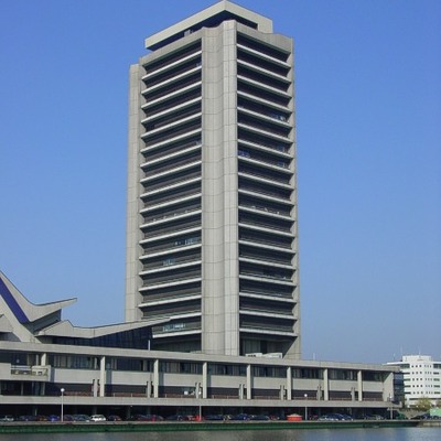 Provinciehuis Noord-Brabant by Michiel van Dijk