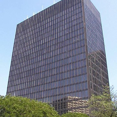 Chase Bank Building by Daniel Kieckhefer