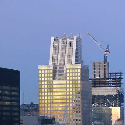 Chicago Title & Trust Building by Nate Lindsey