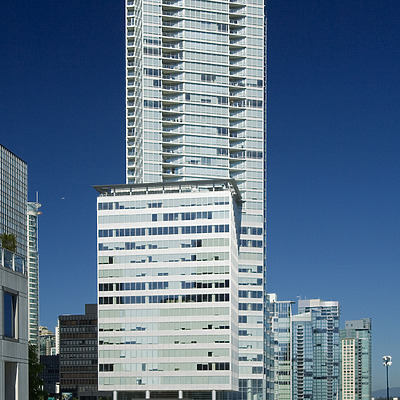 Shaw Tower by Pavel Toczynski