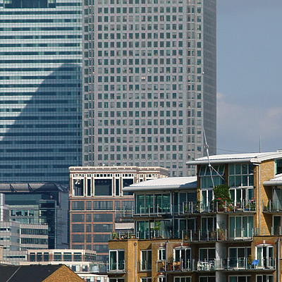 One Canada Square by Cesar Serrano