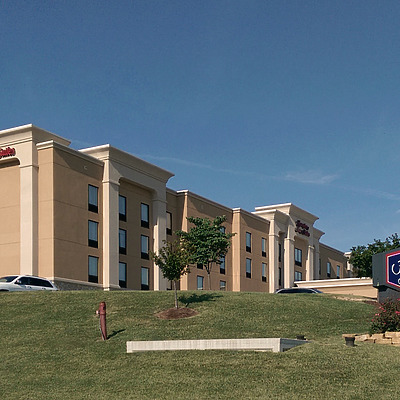 Hampton Inn and Suites Saint Louis / South I-55 by Ryan Hildebrand