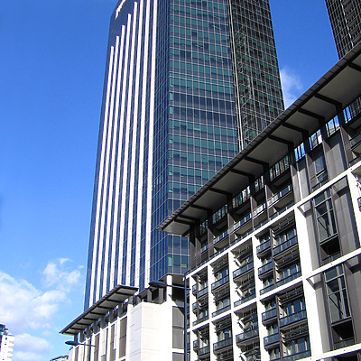 2 Southbank Boulevard by Wilson Ling