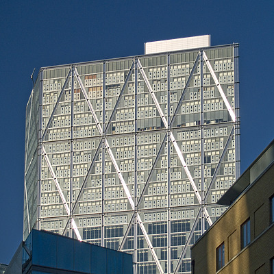 The Broadgate Tower by Cesar Serrano