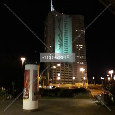 Hochhaus Neue Donau by Samppa