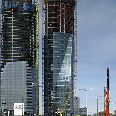 Torre Espacio by Cesar Serrano