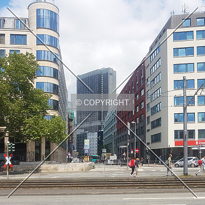 Frankfurter Büro Center by Nephilim