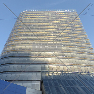 Uniqa Tower by Nephilim