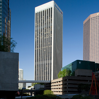 Bank of America Plaza by Pavel Toczynski
