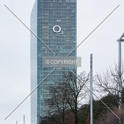 Hochhaus Uptown München by Nephilim