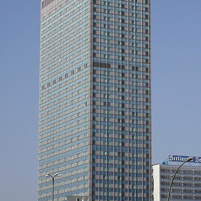 Park Inn Berlin Alexanderplatz by Cesar Serrano