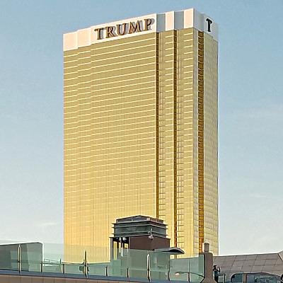 Trump International Hotel & Tower - Tower One by Ryan Hildebrand